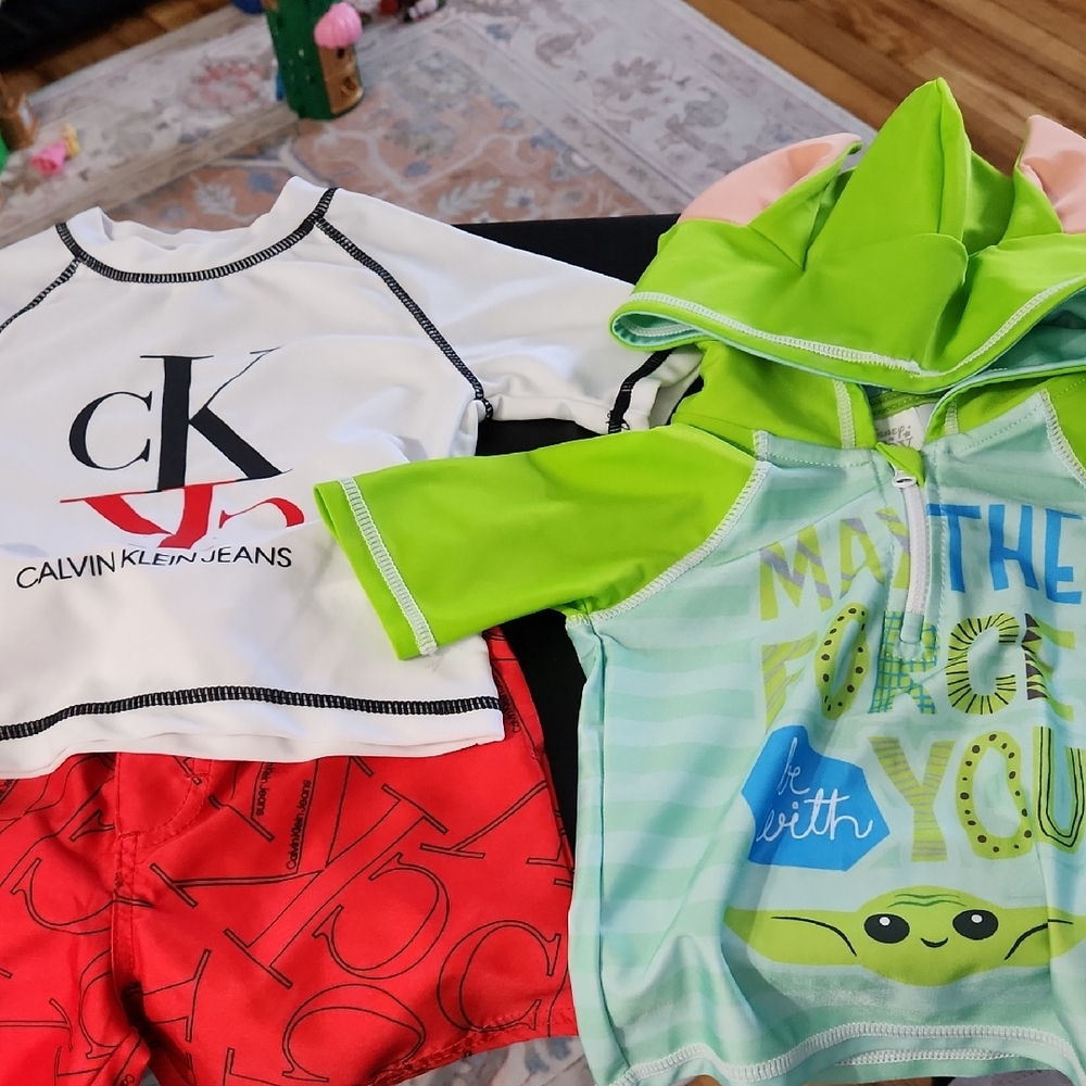 Calvin Klein Jeans Kids Rashguard Set - White and Red